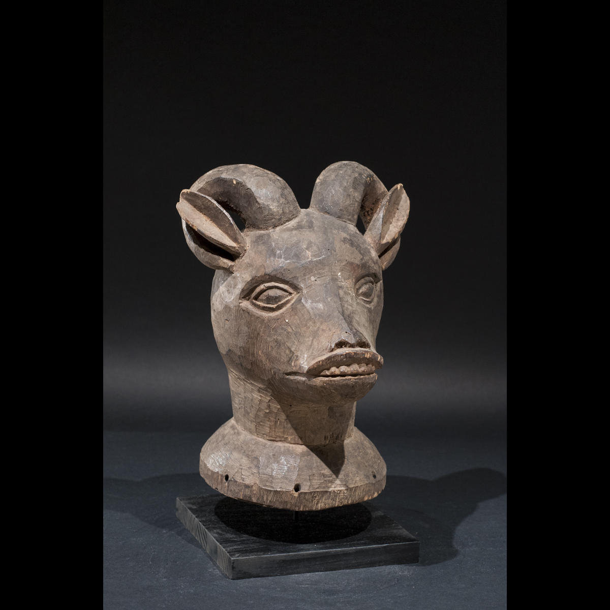yoruba-nigeria-mask-ram-old-art-africain-3