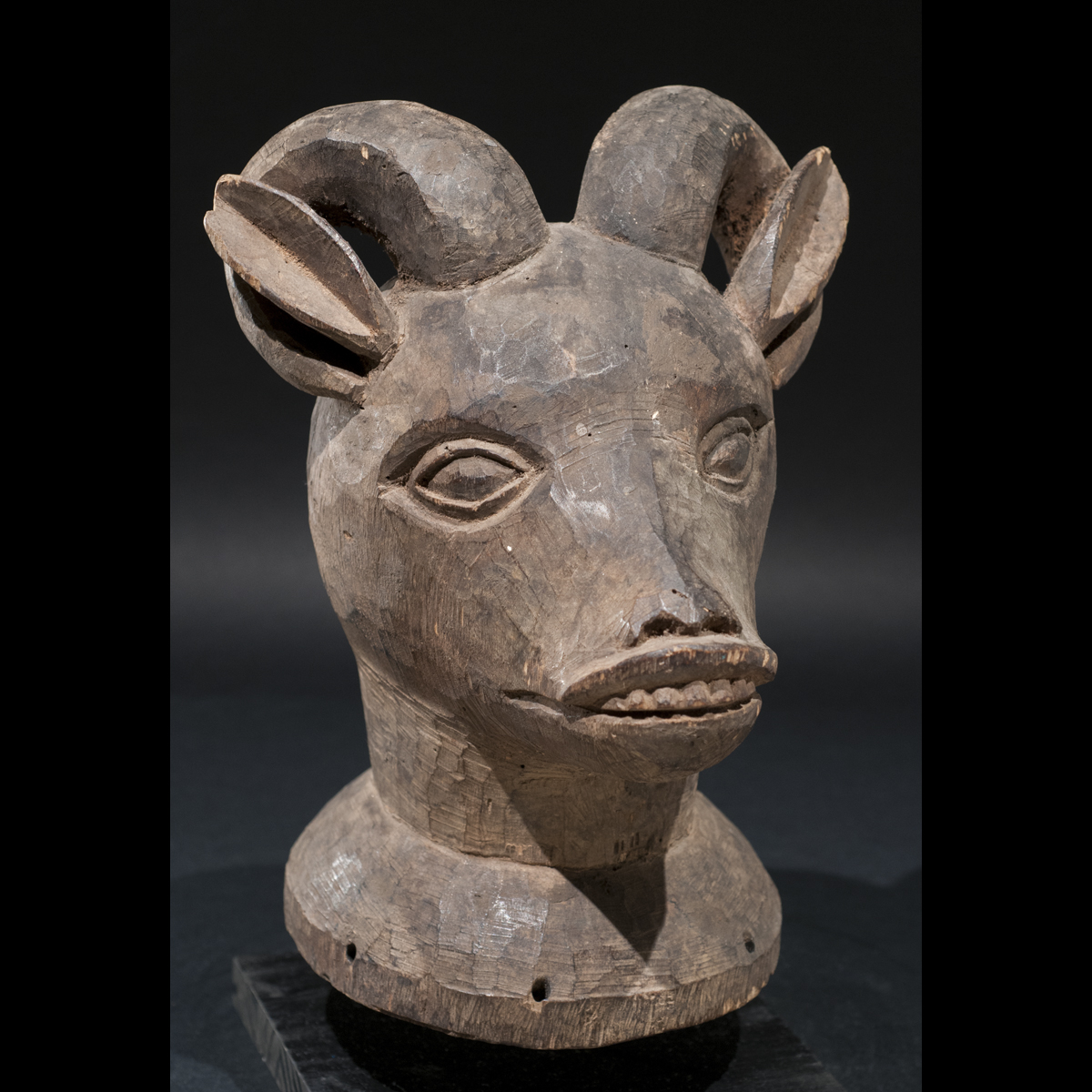 yoruba-nigeria-mask-ram-old-art-africain-4